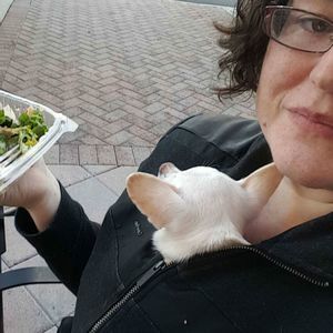 Meet your Posher, Emily